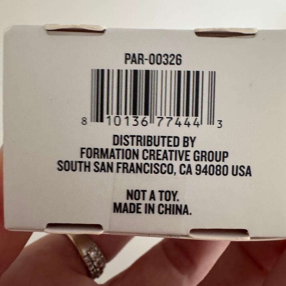 ❌SOLD❌ Stanley The Quencher H2.0 Tumbler Ornament Keychain Mini Strawberry Twist - Picture 4 of 5